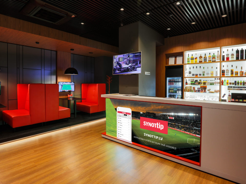 Career in sport bars–gaming halls