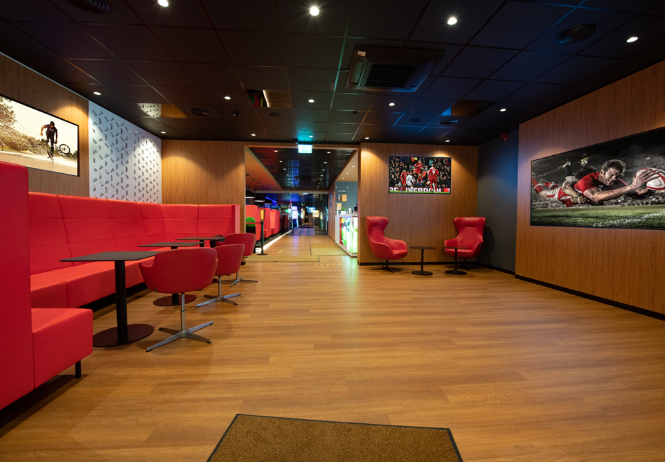 Fully renovated sports bar–gaming hall in Riga at A.Deglava street 160a!