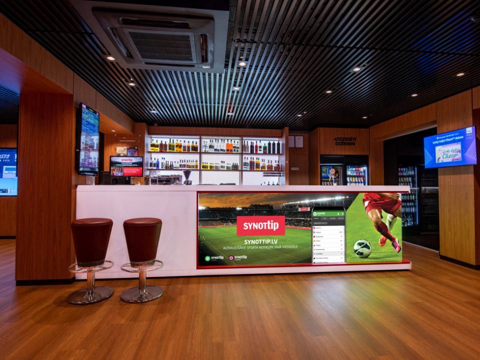 Fully renovated sports bar–gaming hall in Saldus at Liela street 16! Opening event 20.12.–31.12.2019.