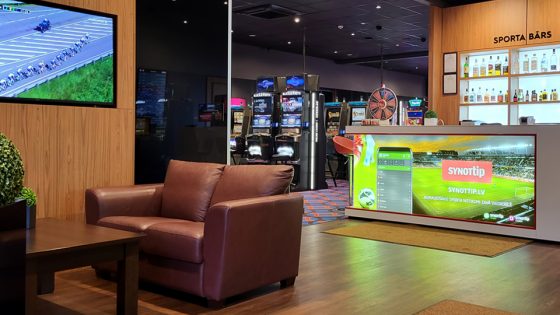 Pilnībā renovēts sporta bārs–spēļu zāle Rīgā, Jūrmalas gatvē 85